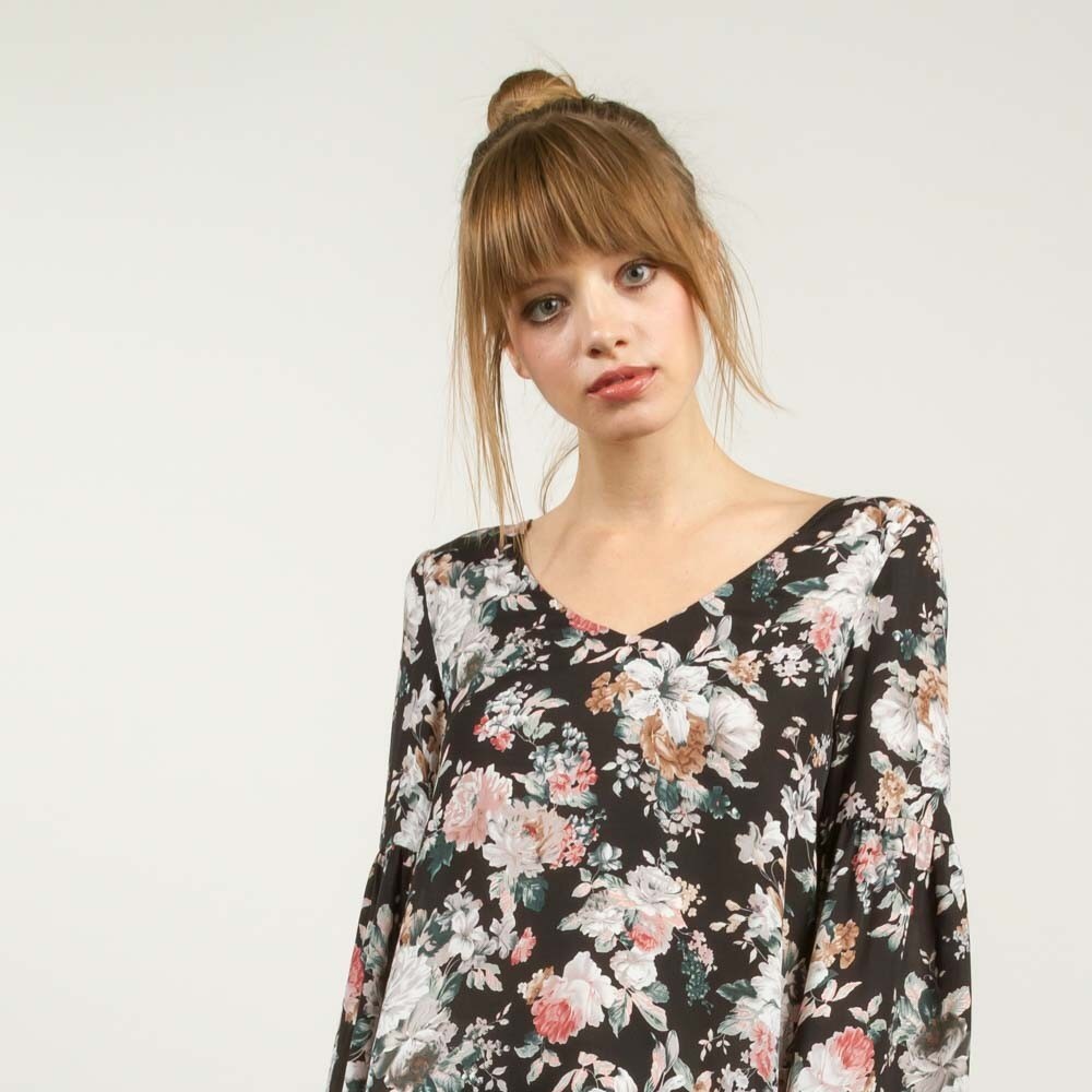 Floral print, bell sleeve top
